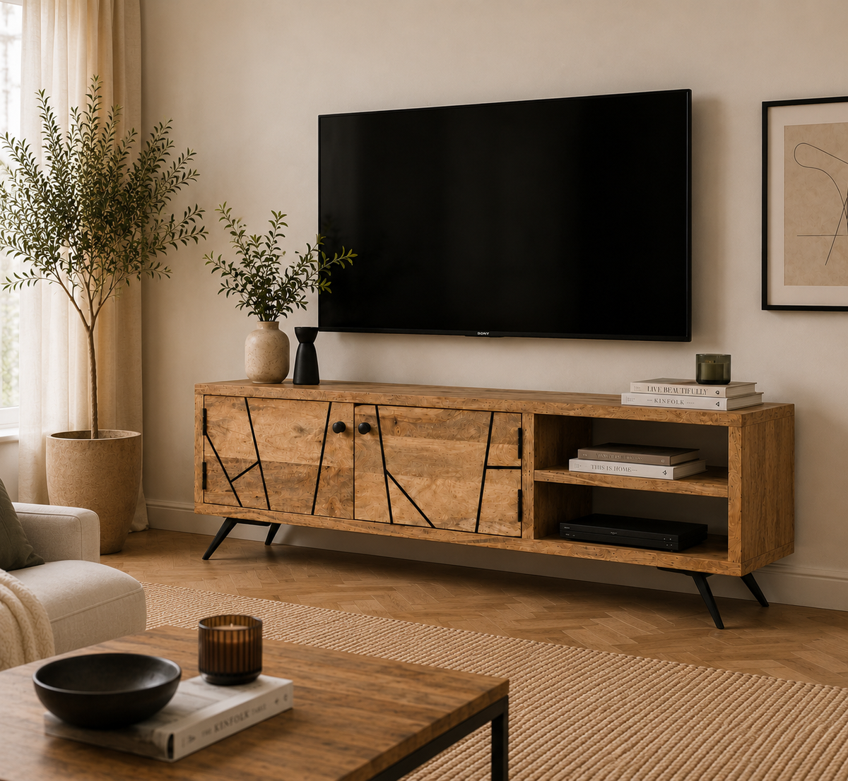 Meuble TV 110 cm en manguier blanchi, vue d'ensemble dans un salon